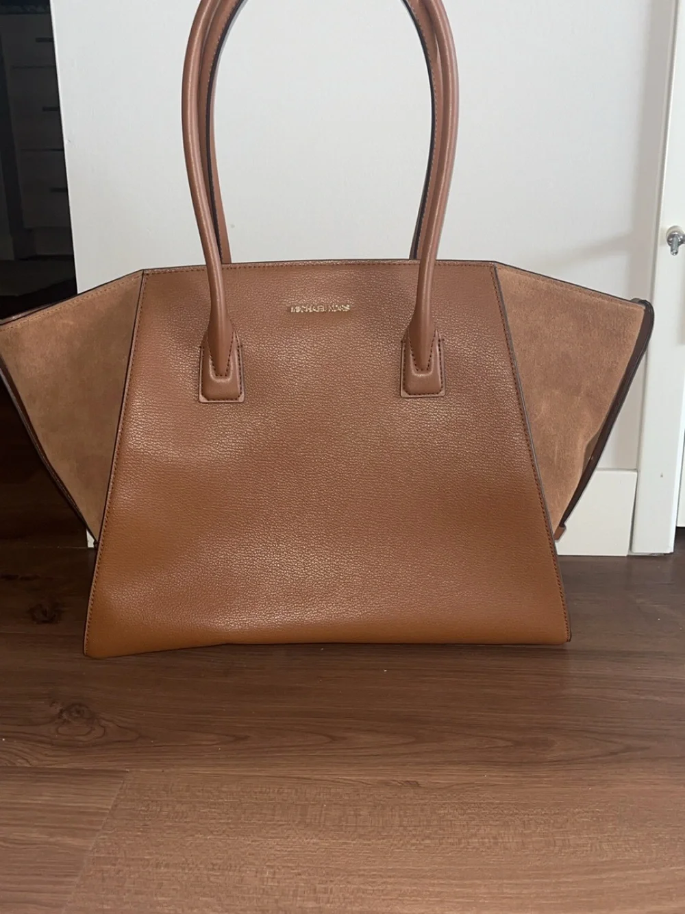 Michael Kors Avril tote size XL